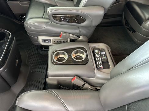 Used 2020 Chevrolet Express 2500 w/ Enhanced Convenience Package RWD image 27