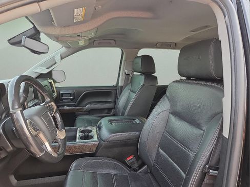 Used 2019 GMC Sierra 2500 Denali w/ Suspension Package, Off-Road AWD/4WD image 13