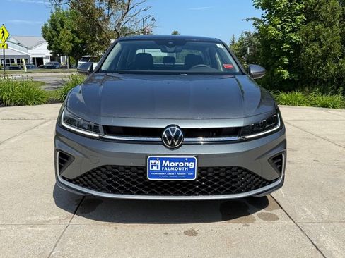 New 2026 Volkswagen Jetta SE FWD image 3