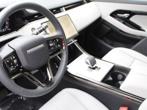 Used 2024 Land Rover Range Rover Evoque S image 14