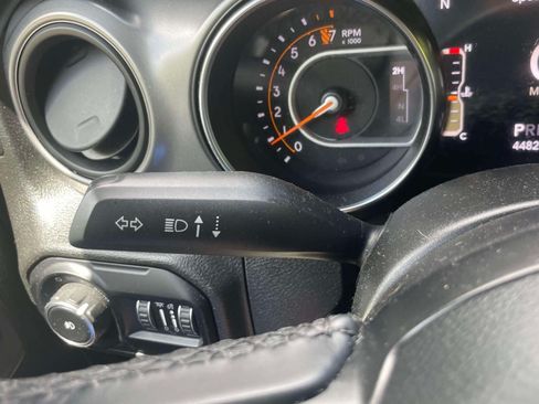 Used 2022 Jeep Wrangler Unlimited Sport w/ Sun And Sound Package AWD/4WD image 22