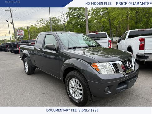 Used 2014 Nissan Frontier SV RWD image 4