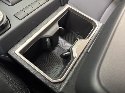 New 2025 Toyota Tacoma SR5 image 27