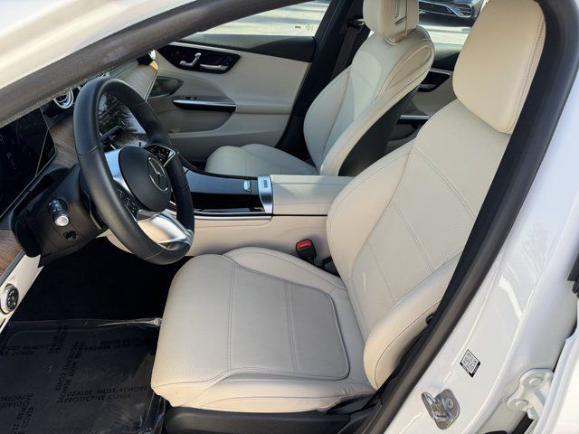 Used 2025 Mercedes-Benz C 300 Sedan image 16
