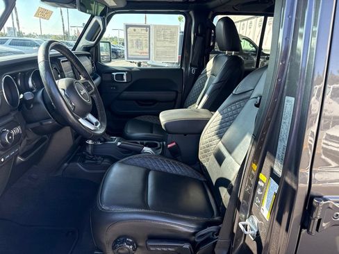 Certified 2021 Jeep Wrangler Unlimited Sahara AWD/4WD image 16
