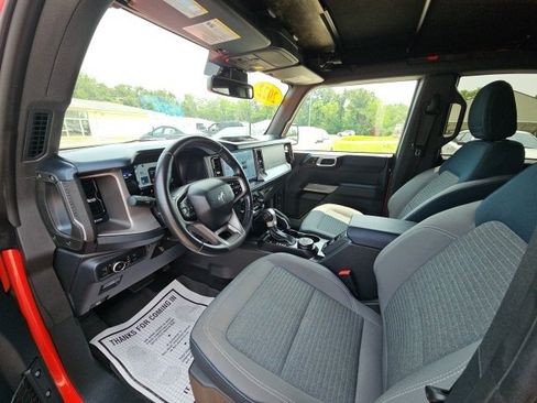 Used 2022 Ford Bronco Outer Banks image 10