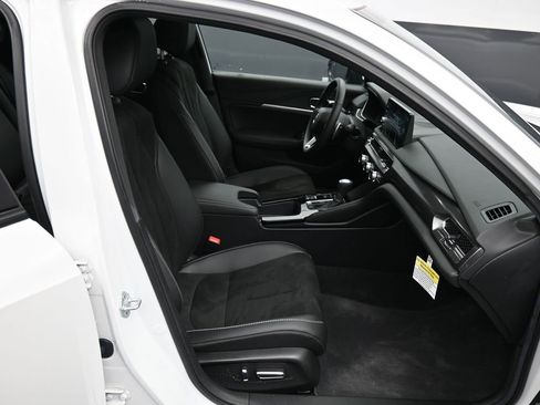 Used 2025 Acura Integra A-Spec FWD image 24