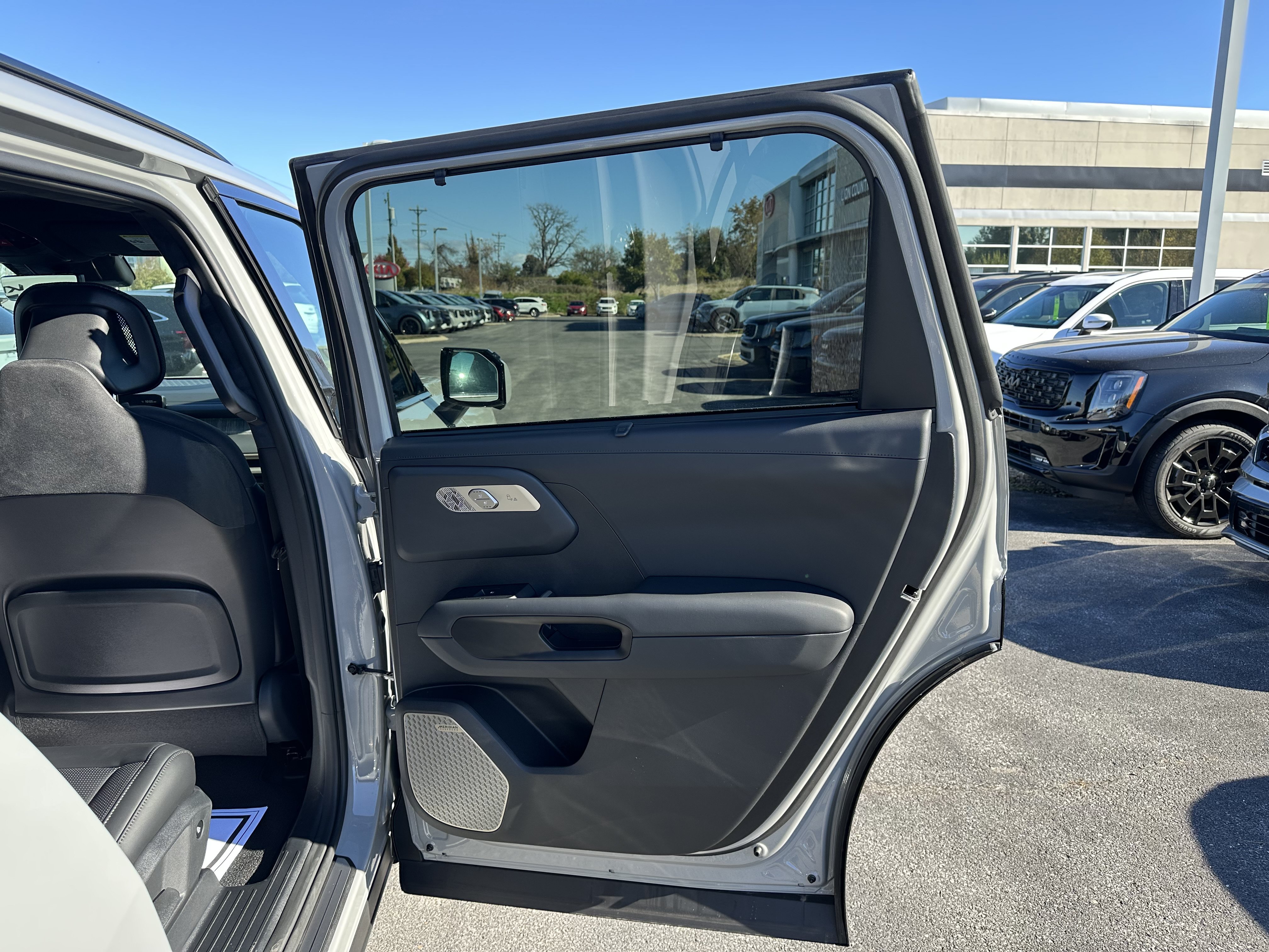 New 2027 Kia Telluride SX Prestige AWD/4WD image 17