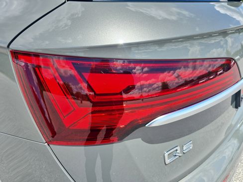 Used 2023 Audi Q5 e Premium Plus w/ Premium Plus Package AWD/4WD image 33