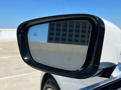 Used 2018 BMW 740i image 14