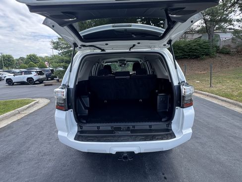 Certified 2023 Toyota 4Runner SR5 RWD image 22