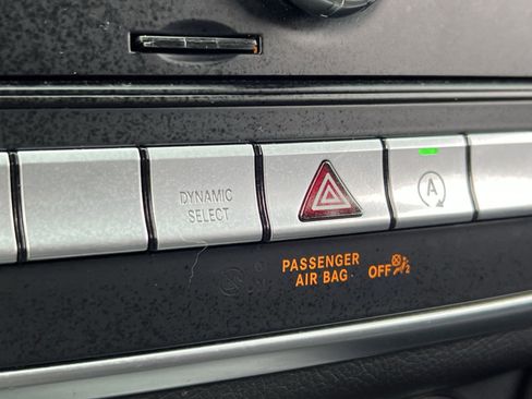 Used 2020 Mercedes-Benz GLA 250 4MATIC image 32