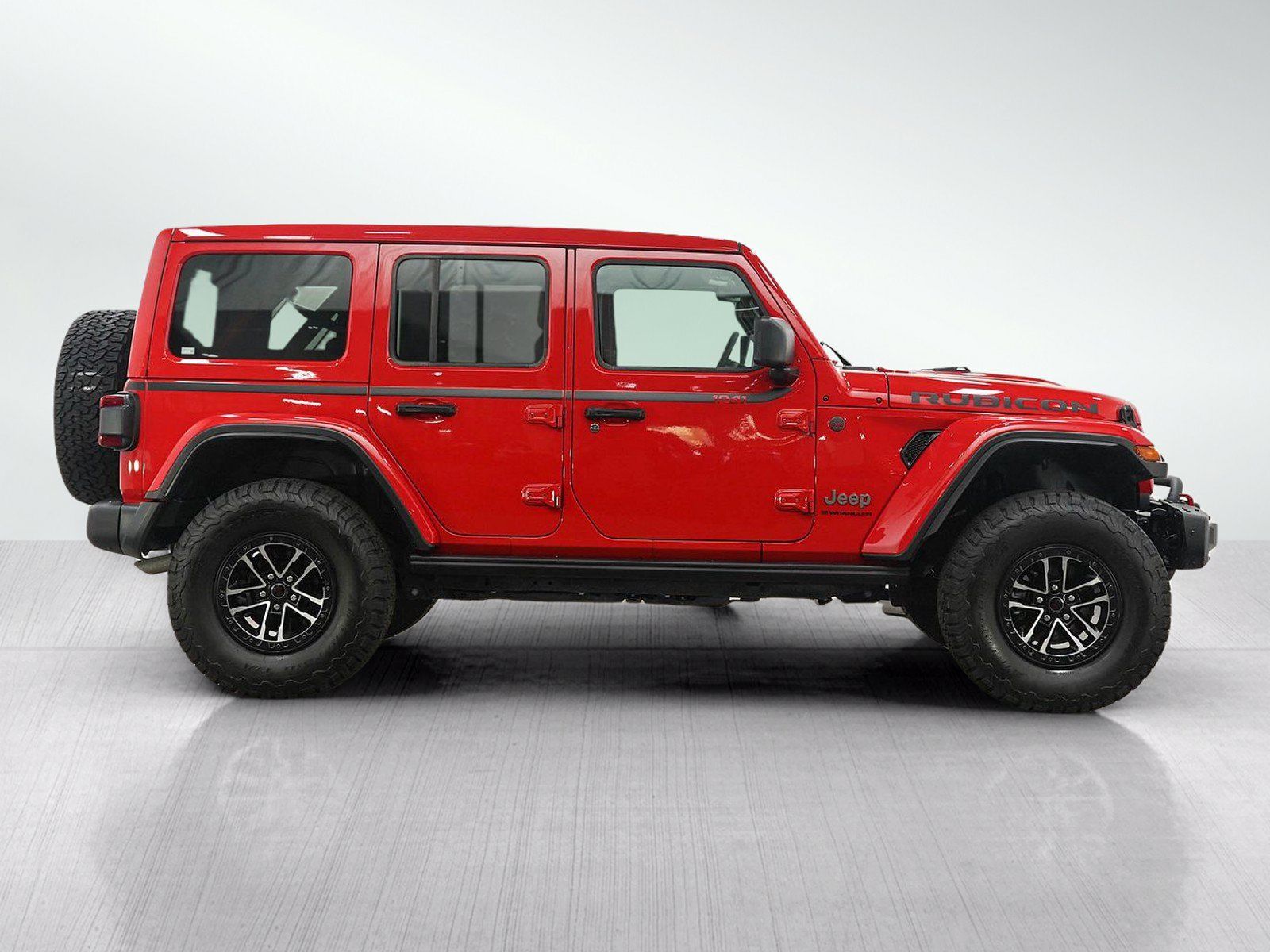 Used 2025 Jeep Wrangler Unlimited Rubicon w/ XTREMEE 35" Tire Package AWD/4WD image 6