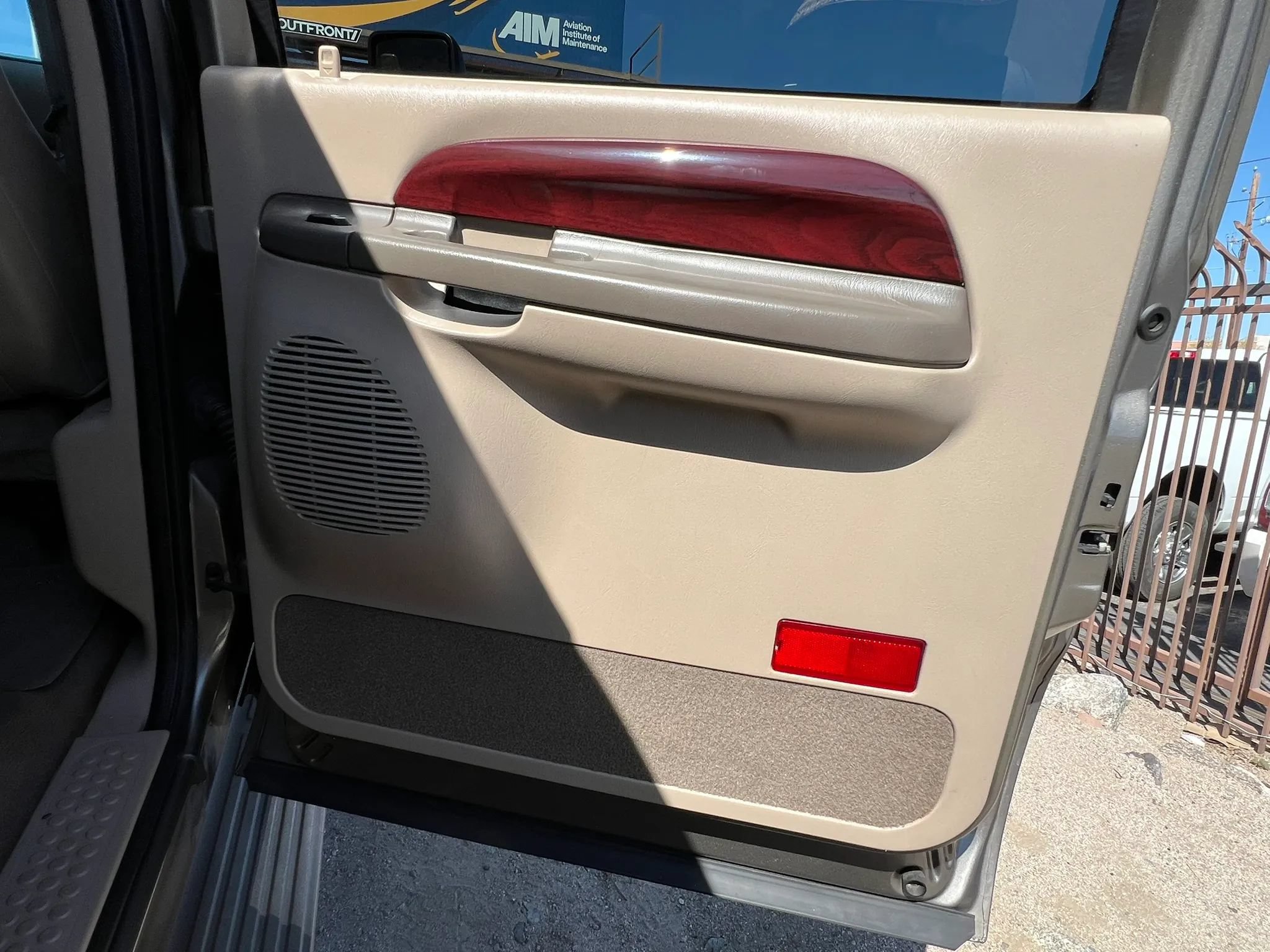 Used 2003 Ford Excursion Limited AWD/4WD image 24