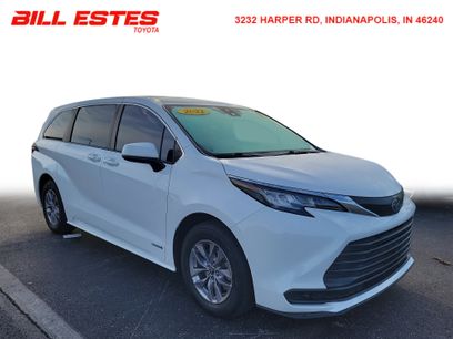 Used 2021 Toyota Sienna LE