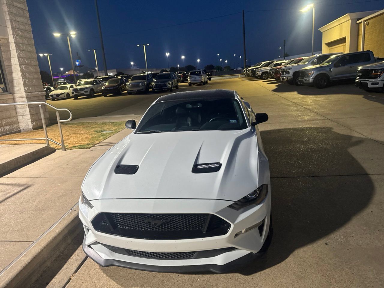 Used 2020 Ford Mustang GT Premium RWD image 2
