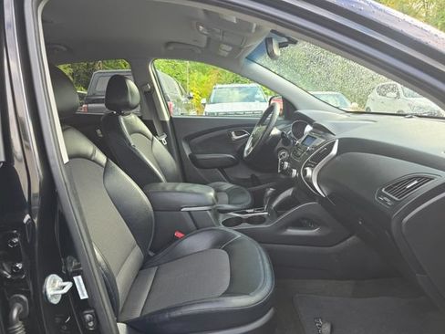 Used 2012 Hyundai Tucson GLS FWD image 11