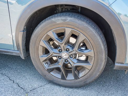 Used 2025 Honda HR-V Sport image 7