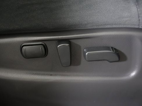 Used 2019 Nissan Armada SV image 28