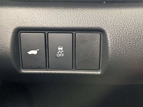 Used 2025 Honda Pilot EX-L image 14