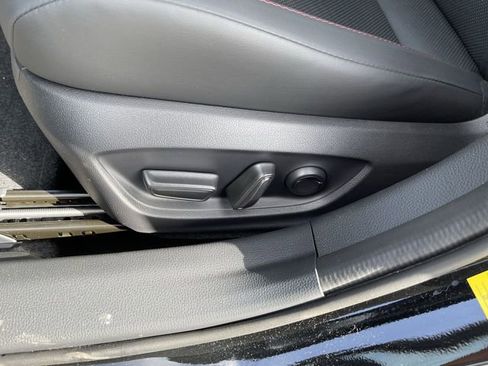 New 2026 Toyota Prius Plug-In Hybrid FWD image 13