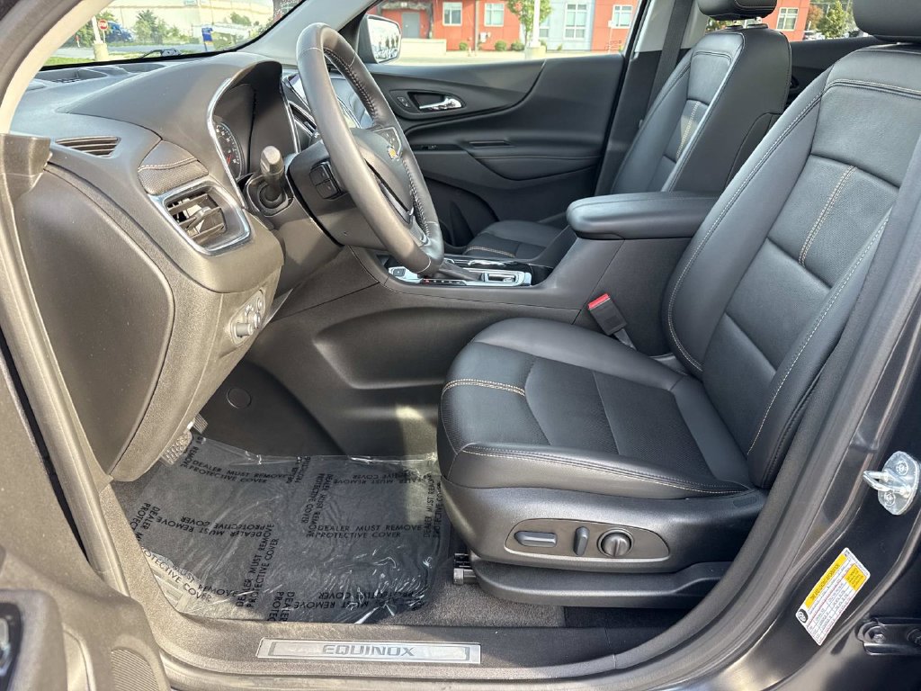 Used 2022 Chevrolet Equinox Premier AWD/4WD image 24