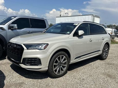 Used 2023 Audi Q7 2.0T Premium Plus AWD/4WD image 13