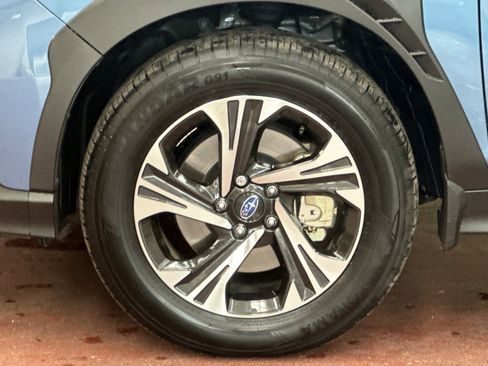 Used 2024 Subaru Crosstrek 2.0i Premium image 34