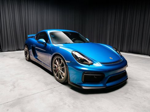 Used 2016 Porsche Cayman GT4 image 8