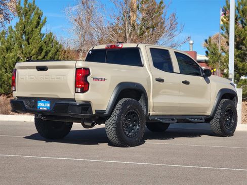 Used 2024 Chevrolet Colorado Trail Boss w/ Technology Package image 5