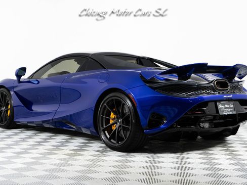 Used 2026 McLaren 750S Spider RWD image 24