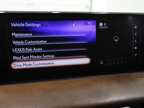 Used 2017 Lexus LX 570 4WD w/ Luxury Package image 65