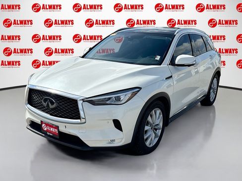 Used 2019 INFINITI QX50 Essential w/ Premium Heat Package FWD image 1