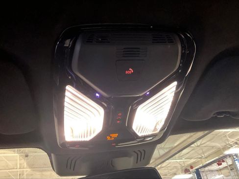 Used 2022 BMW X5 M w/ Executive Package image 35