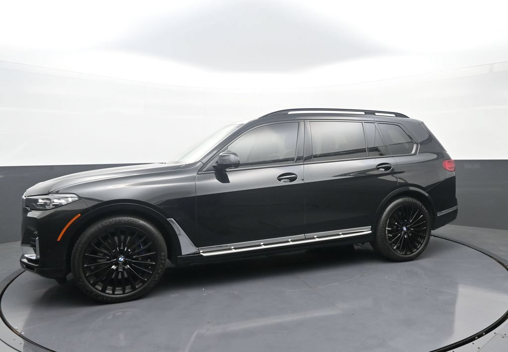Used 2022 BMW X7 xDrive40i w/ Executive Package AWD/4WD image 4