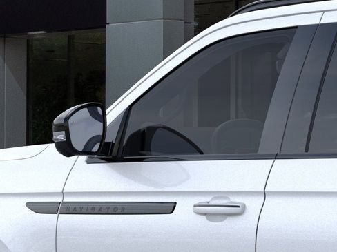 New 2026 Lincoln Navigator L Reserve w/ Jet Appearance Package AWD/4WD image 20