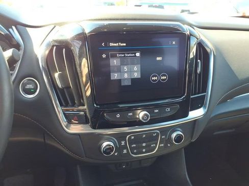 Used 2023 Chevrolet Traverse LT AWD/4WD image 13