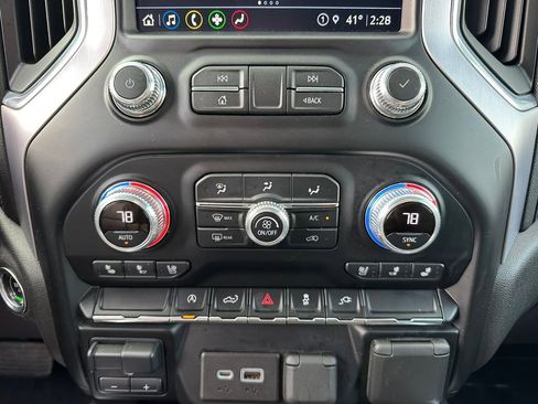 Used 2021 GMC Sierra 1500 SLT w/ SLT Premium Package image 18