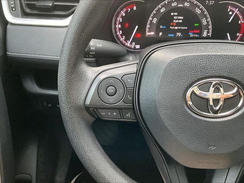 Used 2024 Toyota RAV4 XLE w/ Convenience Package FWD image 24