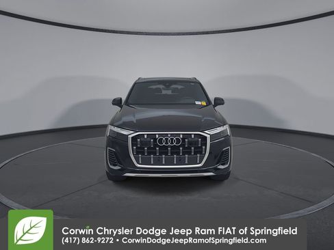 Used 2025 Audi Q7 3.0T Premium Plus AWD/4WD image 5