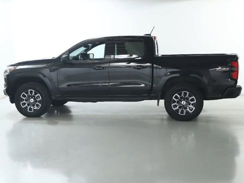 Used 2023 Chevrolet Colorado Z71 w/ Z71 Convenience Package 2 AWD/4WD image 38