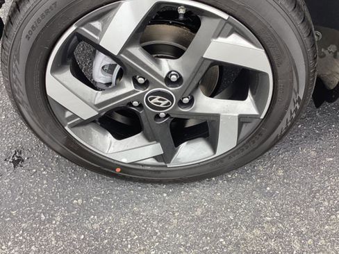 New 2026 Hyundai Venue SEL image 11