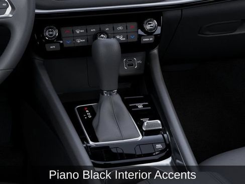 New 2026 Jeep Compass Limited w/ Sun, Sound & Navigation Group AWD/4WD image 28