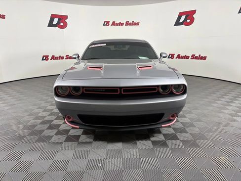 Used 2018 Dodge Challenger SXT Plus image 9
