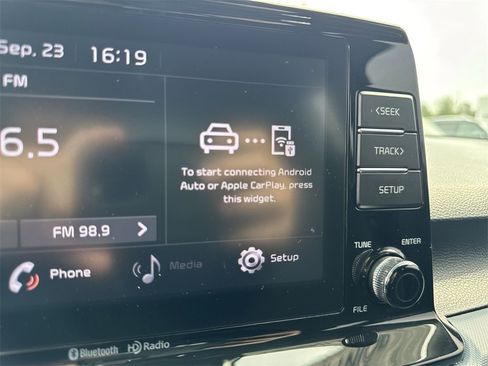 Used 2023 Kia Seltos S image 18