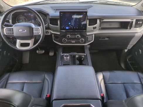 Used 2024 Ford Expedition XLT RWD image 20