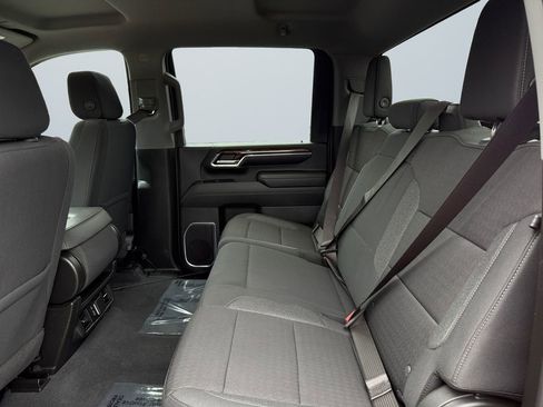 Used 2024 GMC Sierra 2500 SLE w/ SLE Value Package; image 13