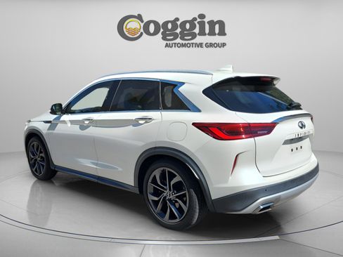 Used 2019 INFINITI QX50 Essential w/ Sensory Package image 4