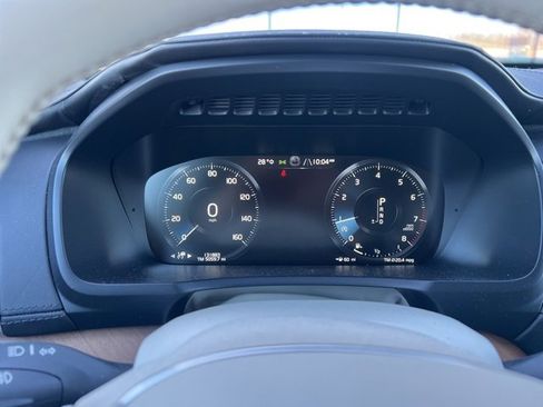 Used 2016 Volvo XC90 T6 Inscription w/ Vision Package image 13