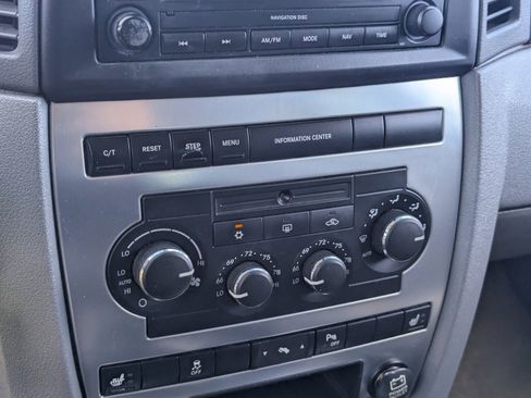 Used 2007 Jeep Grand Cherokee SRT8 w/ SRT Option Group I image 23